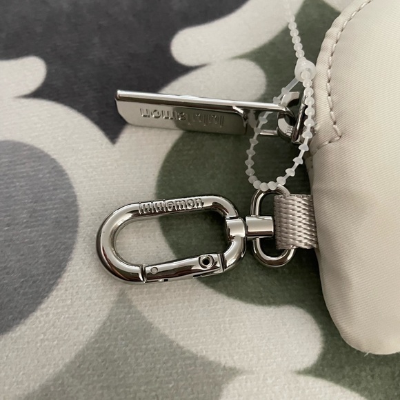 Lululemon Zip Pouch - Picture 3 of 4